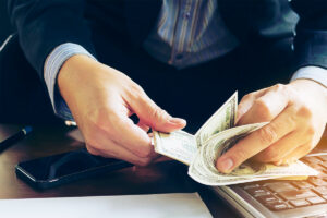 Pensando em vender sua empresa? Saiba como fazer