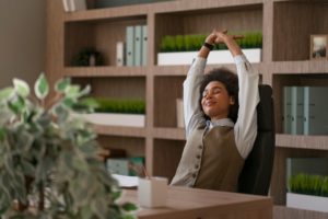 A importância de cuidar da saúde e segurança no ambiente de trabalho